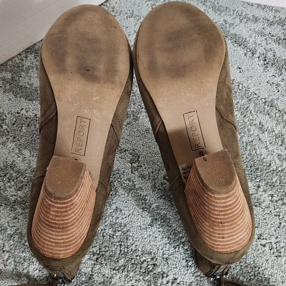 REPORT MARTIN Faux Suede Back Zip Brown Taupe Ankle Booties Size 9 - Picture 9 of 9